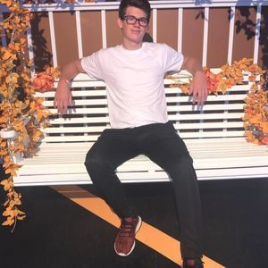 Meet your Posher, Jeffrey